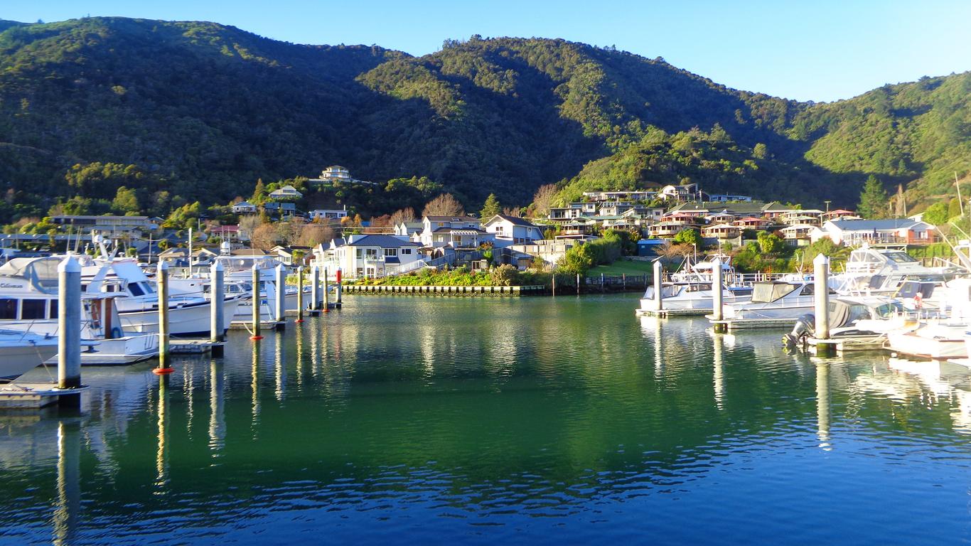 Romantic Retreats in Picton: Hotels for Couples and Honeymooners